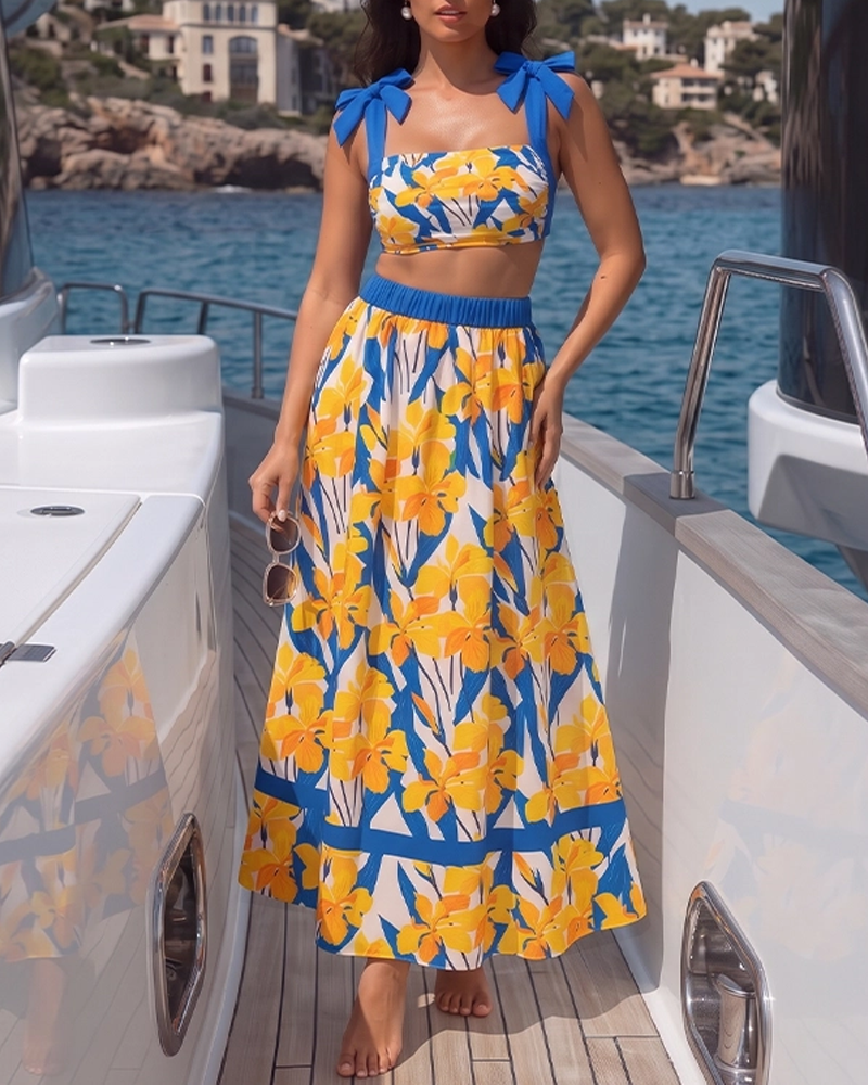 Iris Print Cut-out Swimsuit set