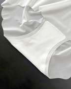 Ultra-Thin Ice Silk Antibacterial Seamless Panties