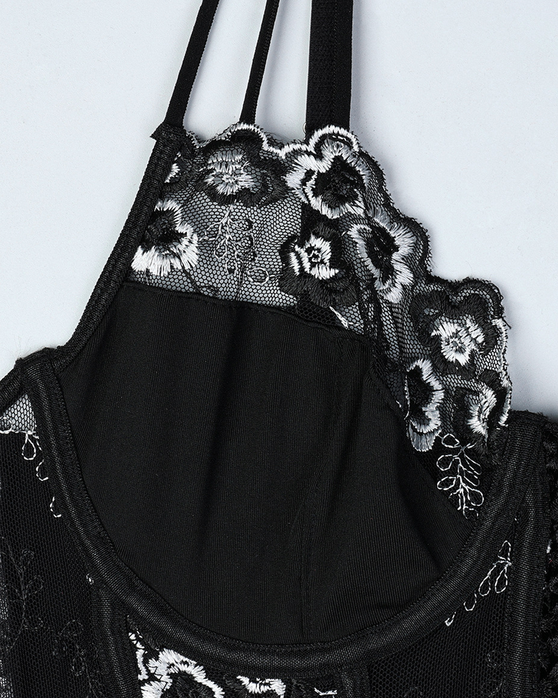 Luxury Floral Embroidered Crisscross Strap Lingerie Set