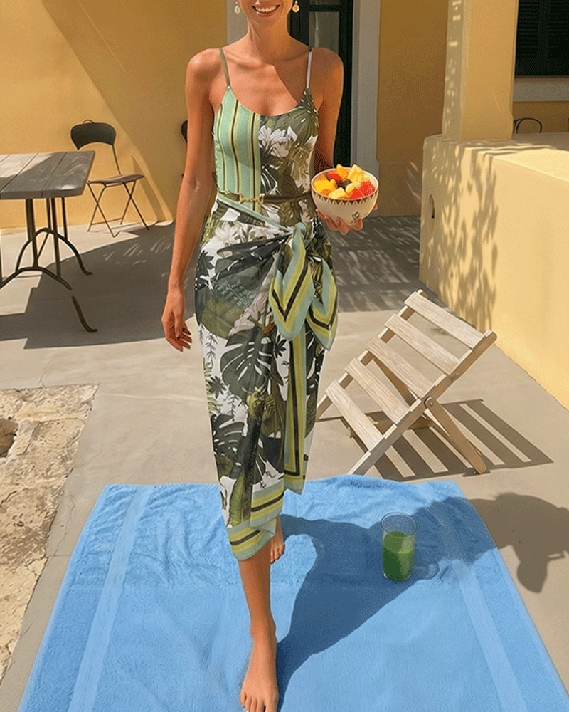 Adjustable shoulder straps Green Print Swimsuit Set