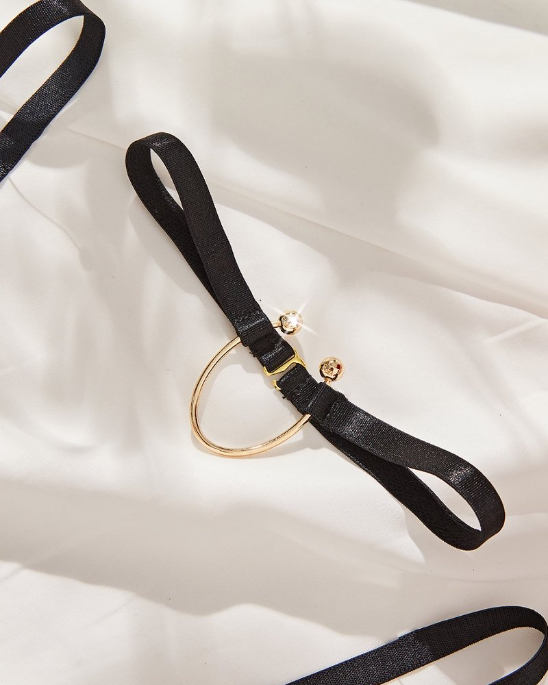 Sexy Strappy Metal Ring Lingerie Set