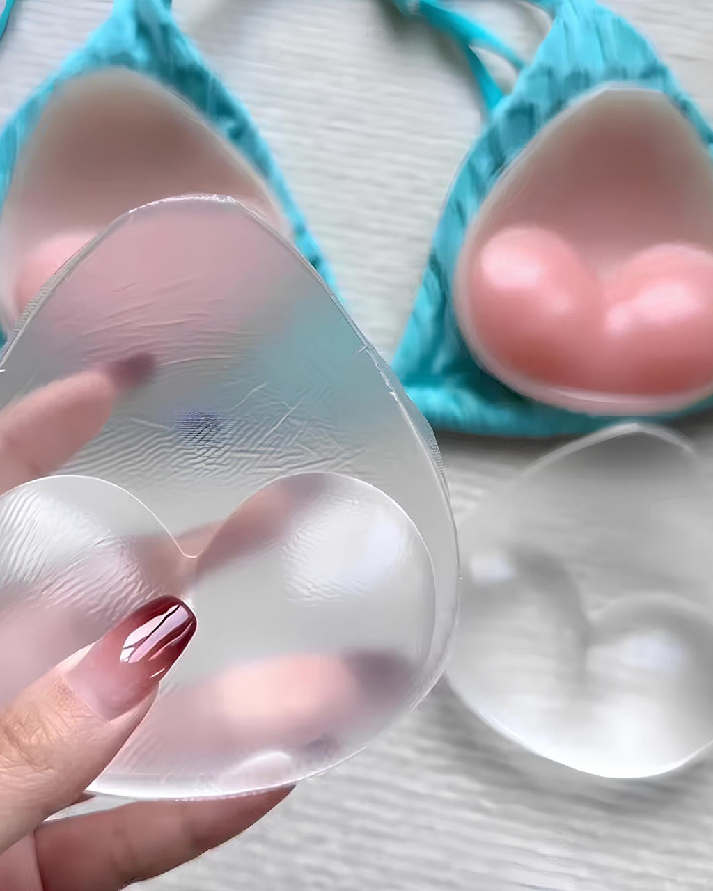 Women's Seamless Waterproof Soft Silicone Invisible Lifting and Push-up Breast Pads
