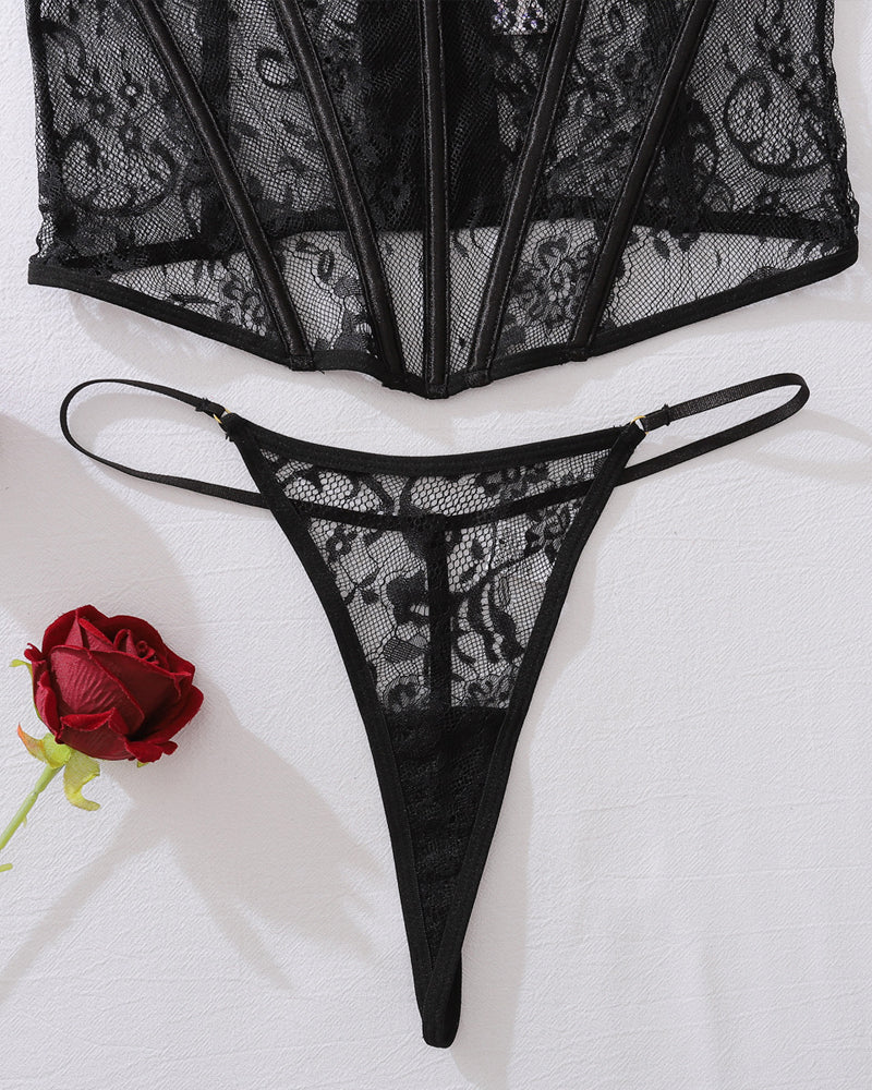 Sexy Halter Neck See-through Lace Fishbone Lingerie Set