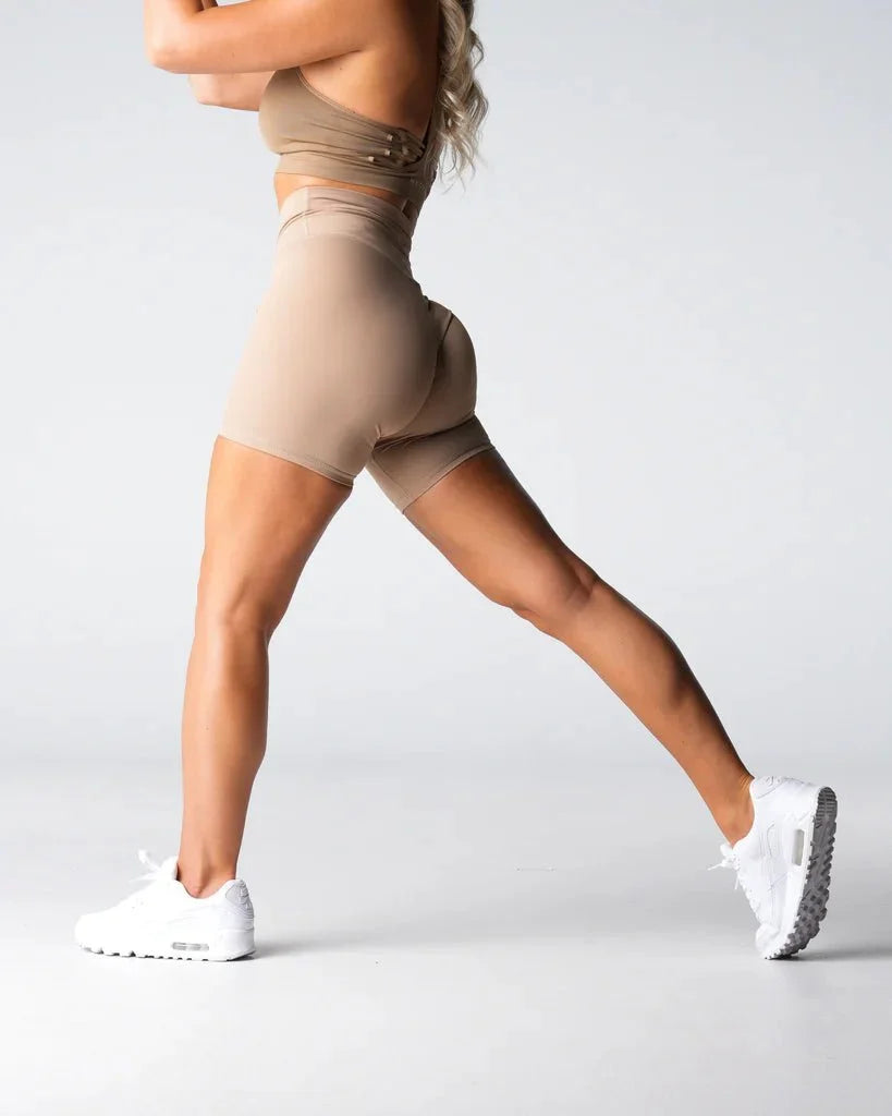SCRUNCH SEAMLESS SHORTS